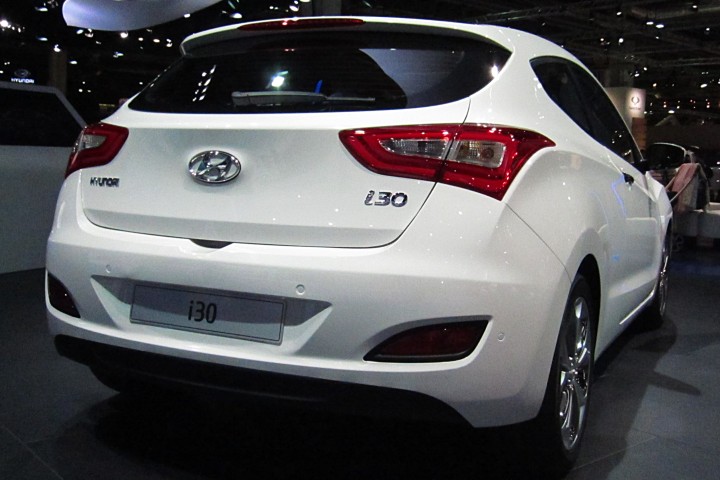HYUNDAI i30 1.6