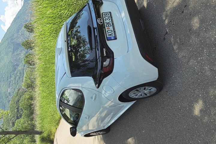 TOYOTA YARIS 1.5