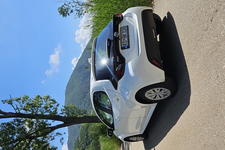 TOYOTA YARIS 1.5