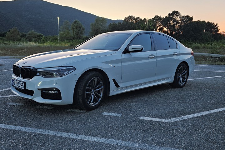 BMW 520D X DRIVE. M