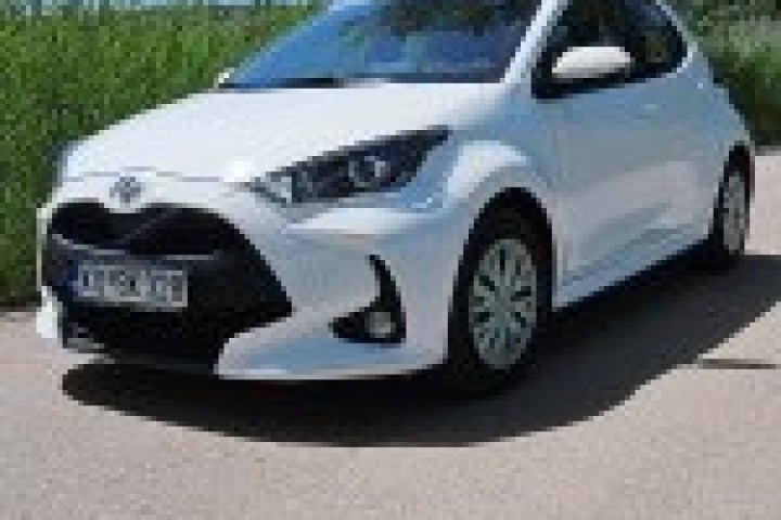 TOYOTA YARIS 1.5