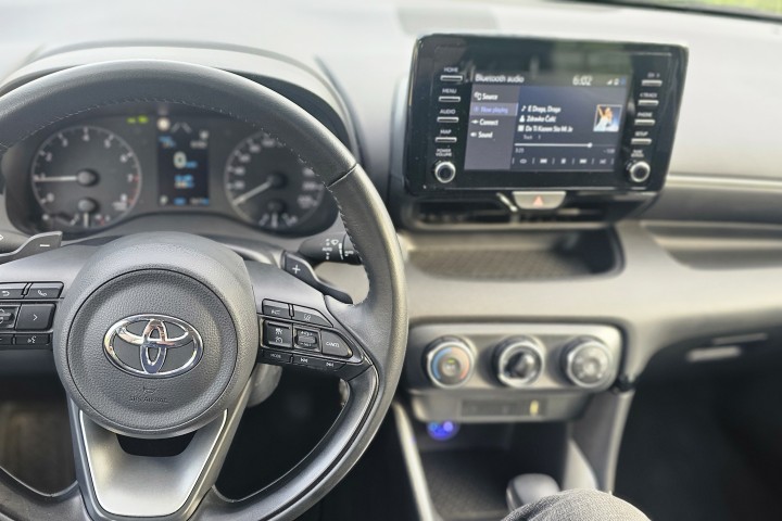 TOYOTA YARIS 1.5